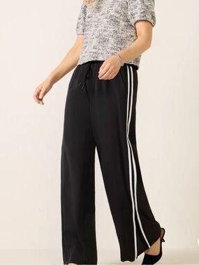 Evereve Women's Tala High Rise Zip Stripe Detail Track Pant Black Small NWT